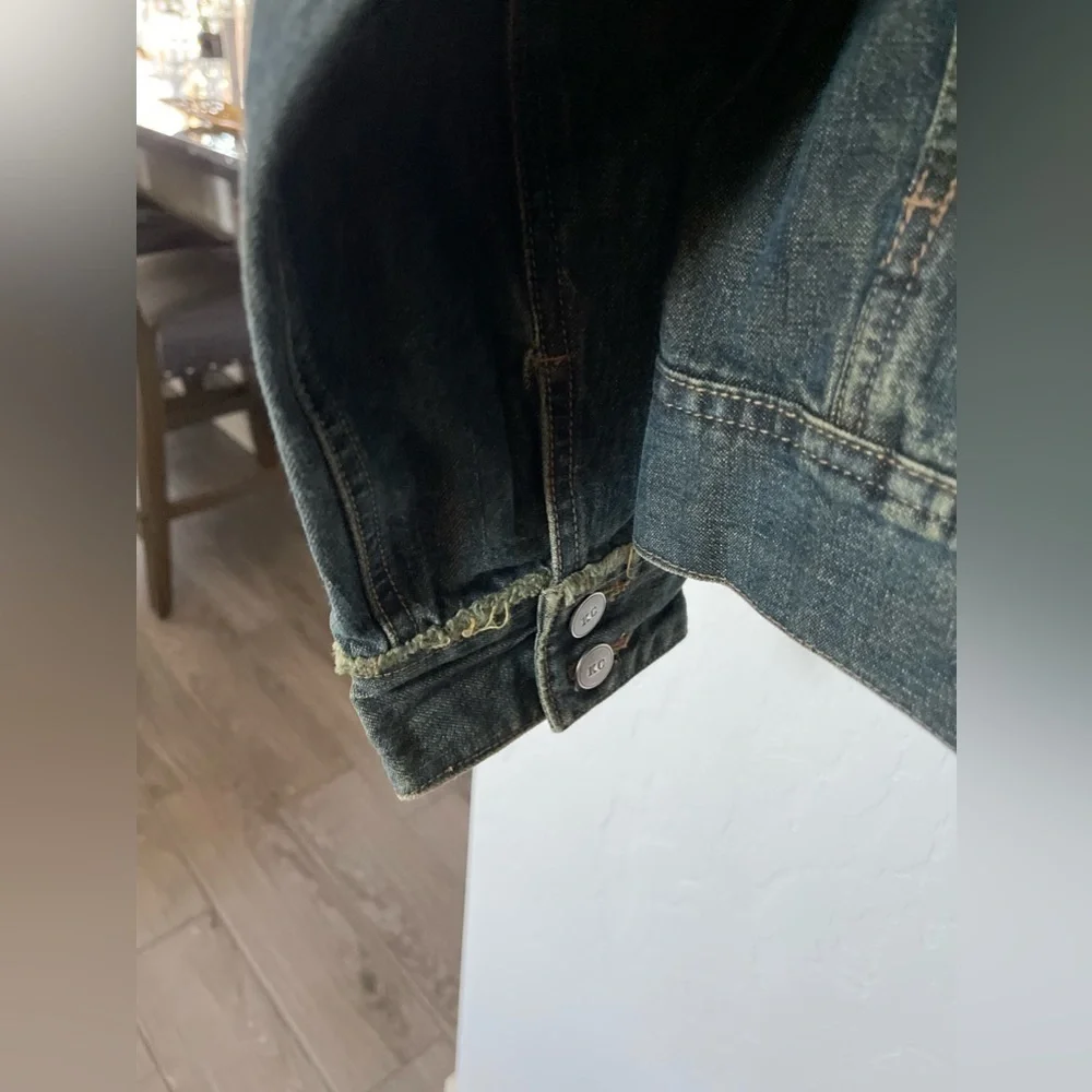 Kenneth Cole | Jean Jacket, Denim•••Frayed Detail, EXCELLENT—Medium - Picture 5 of 13